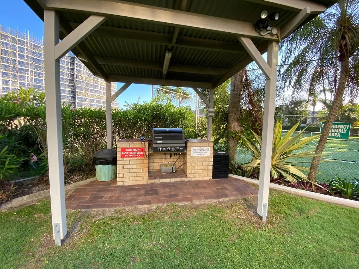 Trafalgar Towers Aparthotel Maroochydore 3*,
