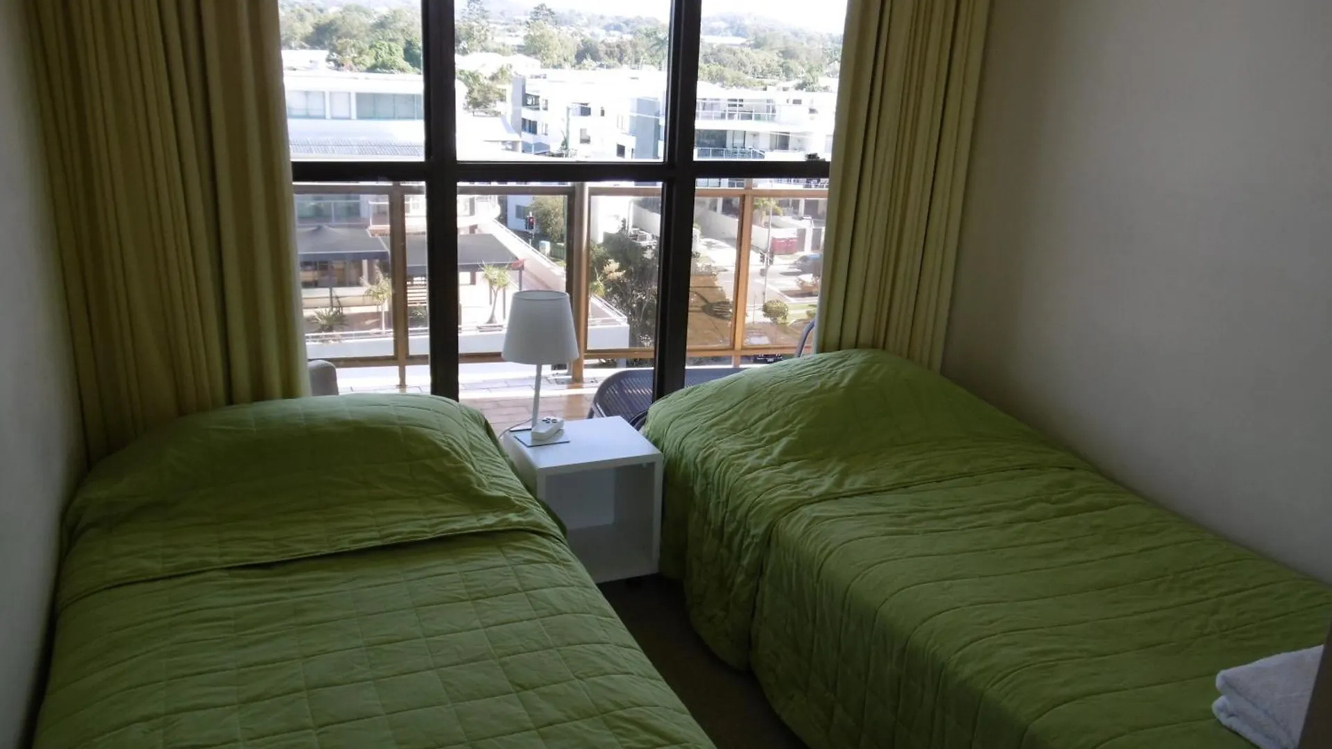 Trafalgar Towers Aparthotel Maroochydore 3*,  Australia