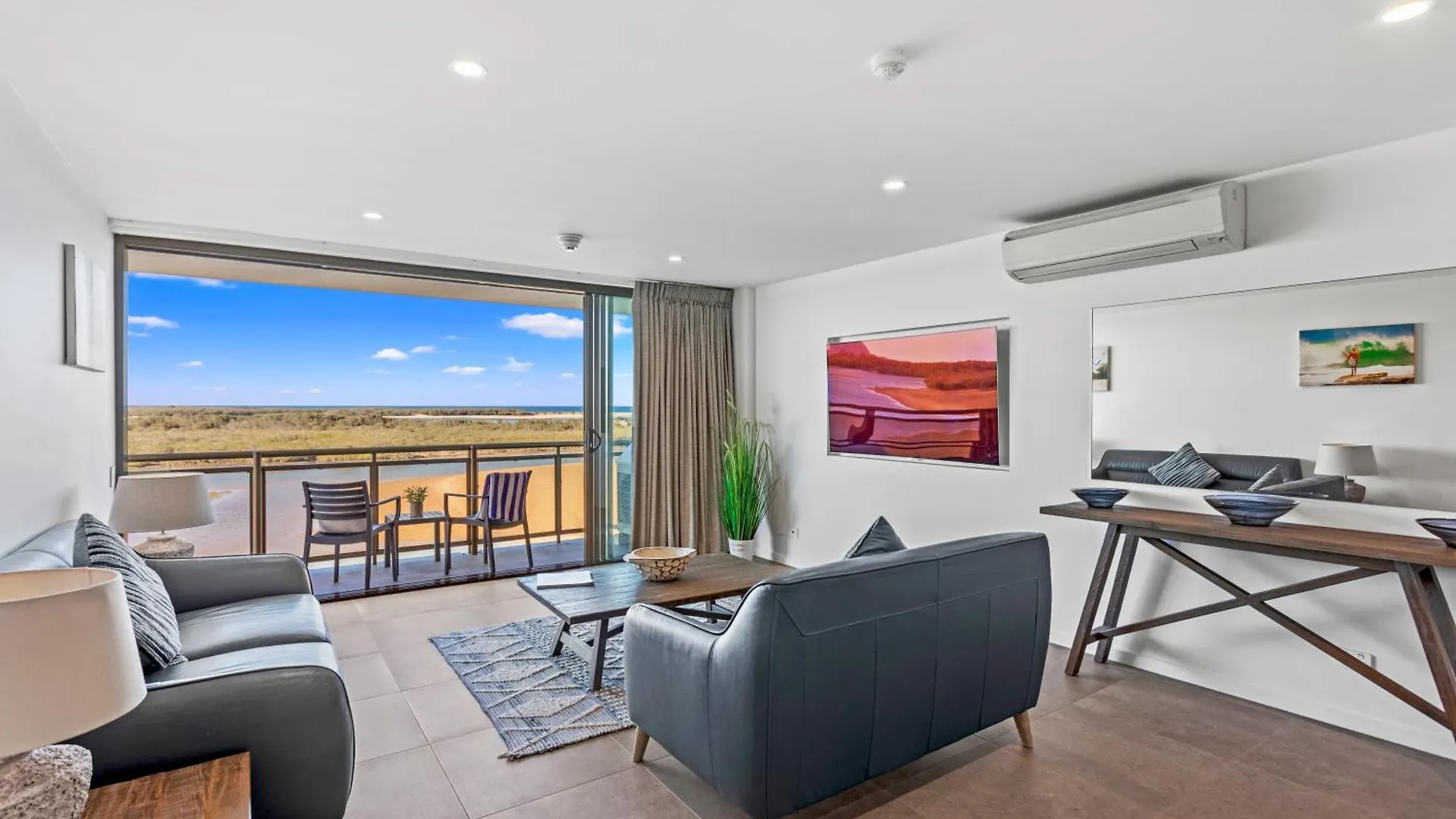 Trafalgar Towers Aparthotel Maroochydore