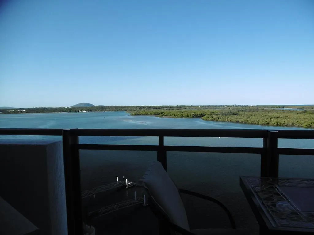 Trafalgar Towers Aparthotel Maroochydore