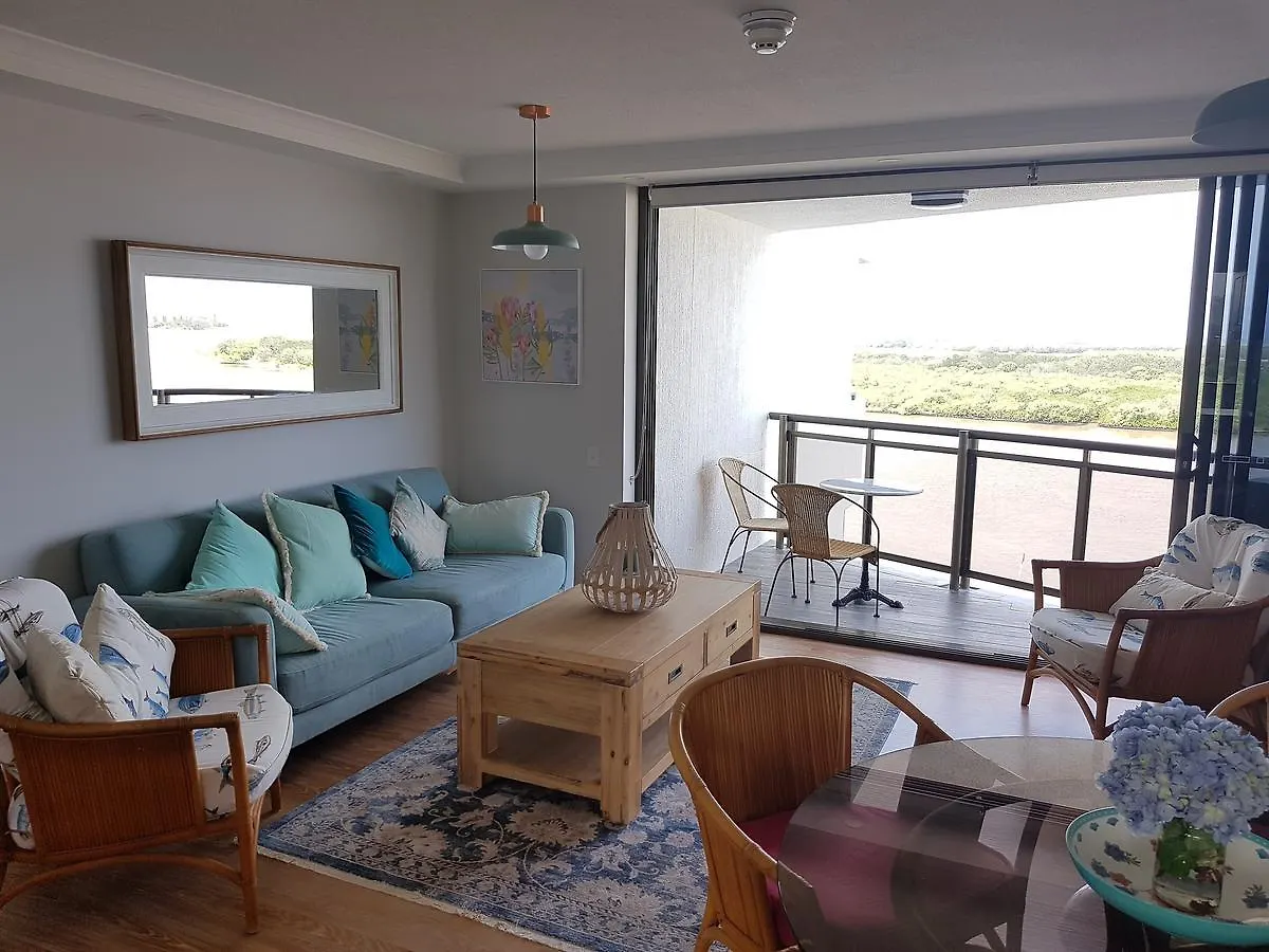 Trafalgar Towers Aparthotel Maroochydore