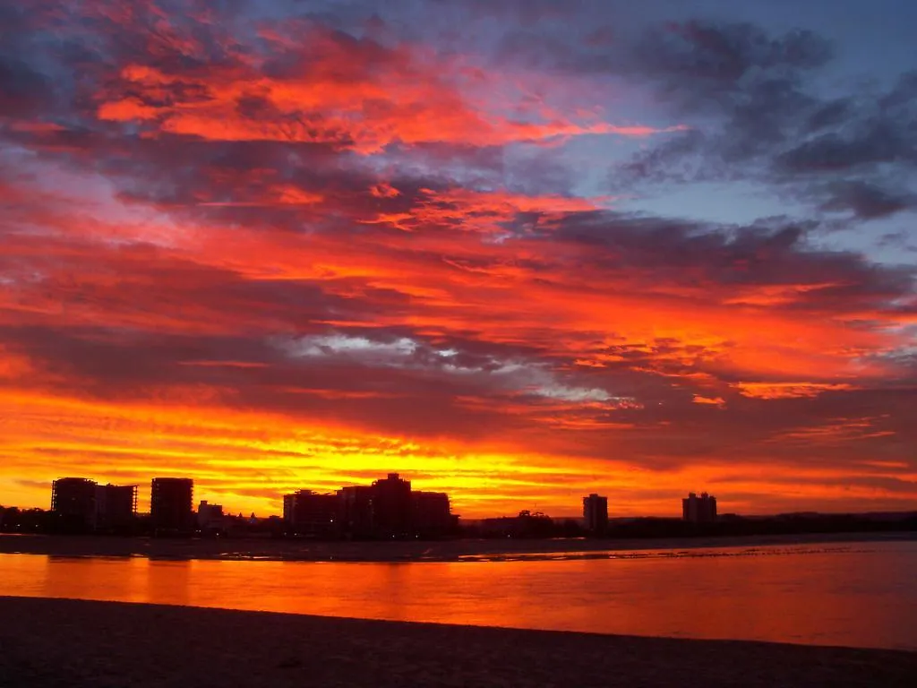 Trafalgar Towers Maroochydore 3*,  Australien
